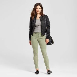 Mossimo Women's Jeans Curvy Skinny Olive Green